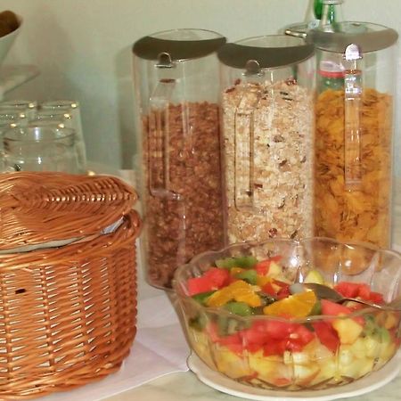 Hotel Villa Strandrose 제바트헤링스도르프 외부 사진