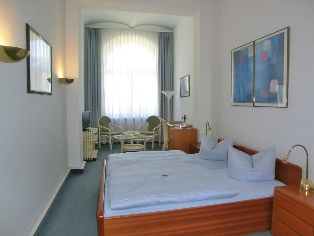 Hotel Villa Strandrose 제바트헤링스도르프 객실 사진