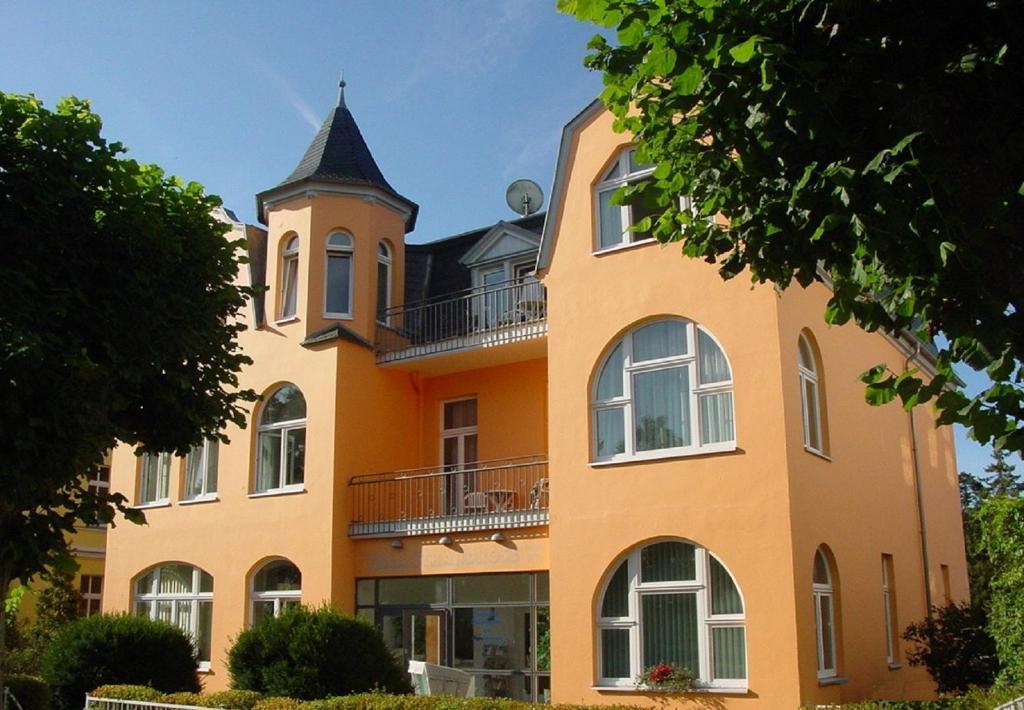 Hotel Villa Strandrose 제바트헤링스도르프 외부 사진