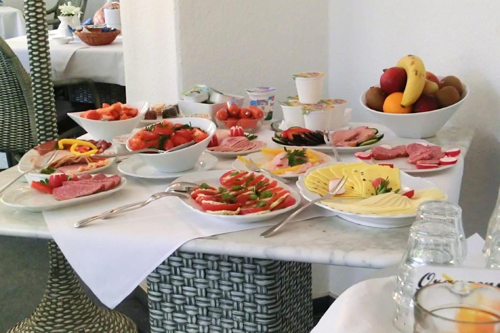 Hotel Villa Strandrose 제바트헤링스도르프 외부 사진